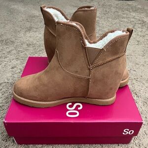 SO brown wedge fur lined slip on ankle boots
